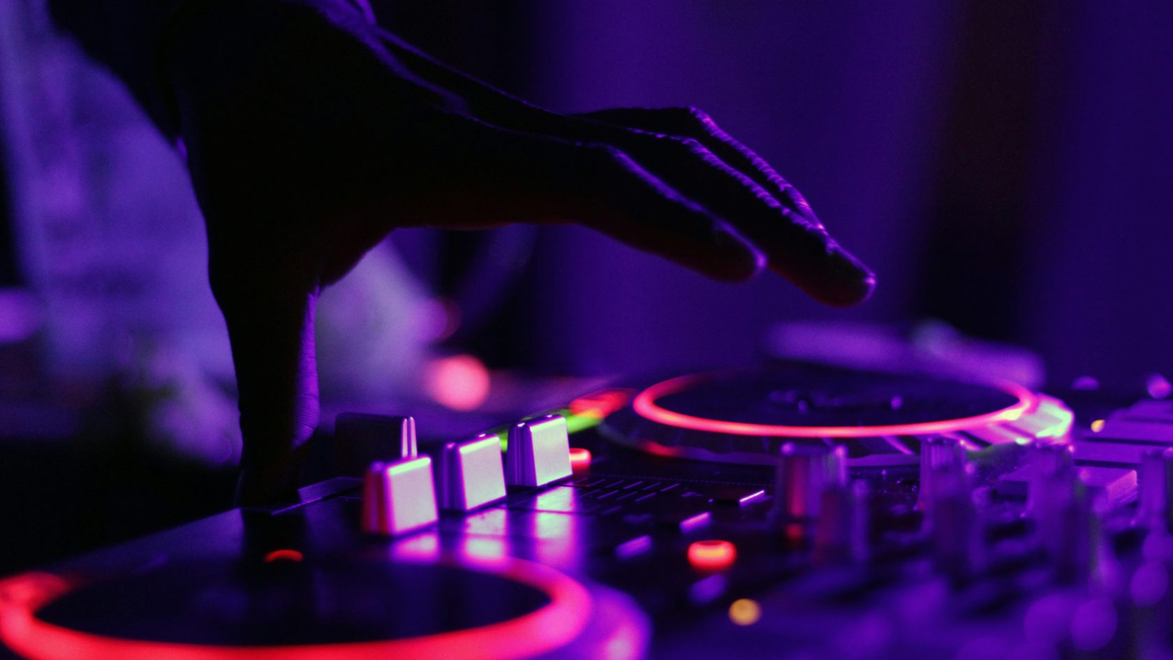 dj musique electro scaled